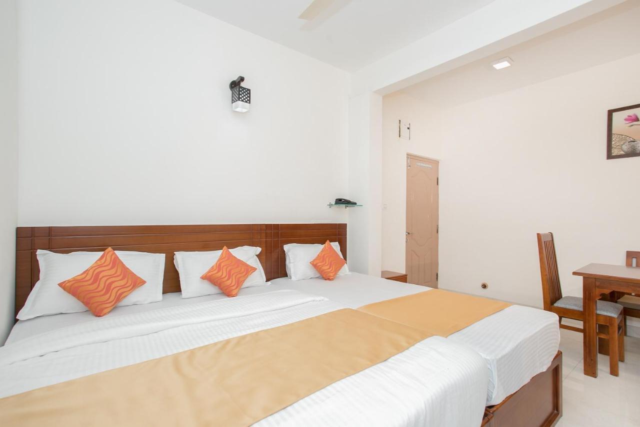 Oyo 11097 Hotel Grand Arabian Бангалор Экстерьер фото